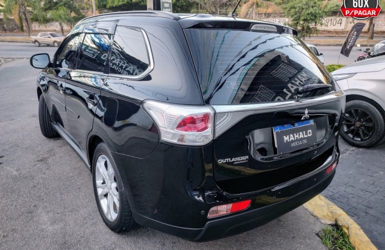 Mitsubishi Outlander 3.0 Gt 4x4 V6 24v Gasolina 4p Automático - Foto #2