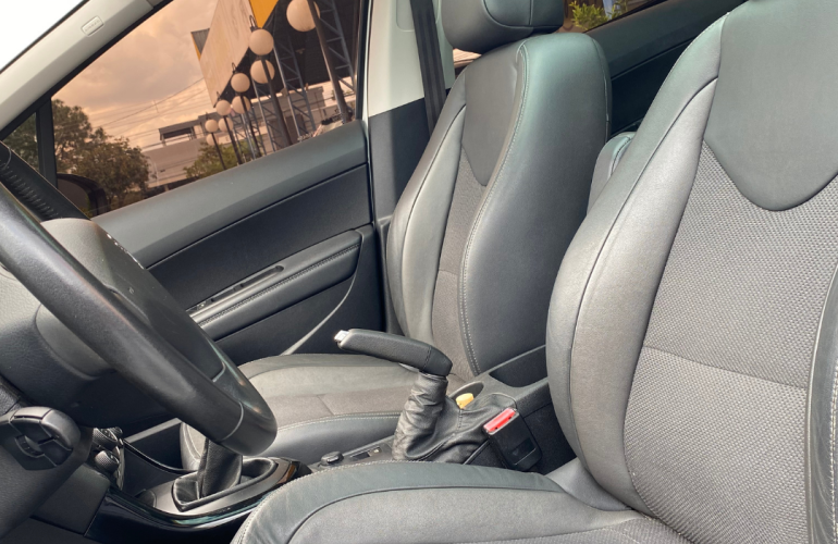 Peugeot 308 1.6 16v Allure (Flex) - Foto #5