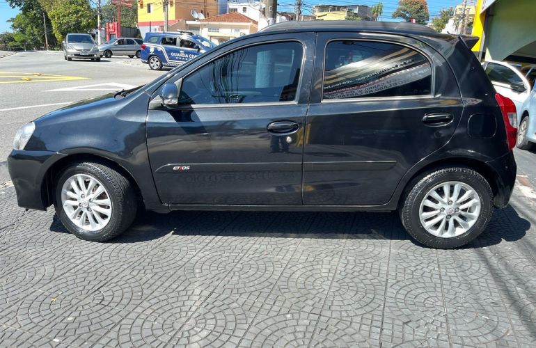Toyota Etios 1.5 Xls 16v - Foto #5