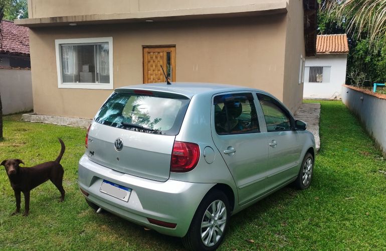 Volkswagen Fox 1.0 8V (Flex) 4p - Foto #4