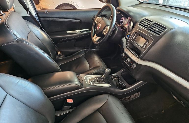 Fiat Freemont 2.4 Precision 16v - Foto #4