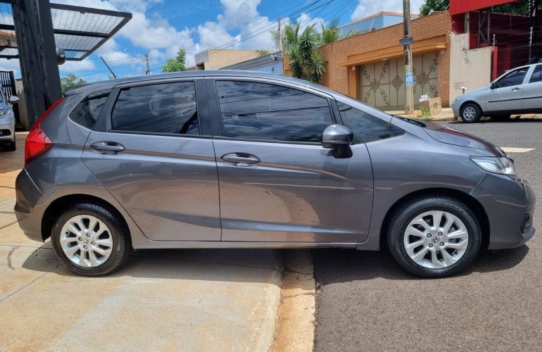 Honda Fit 1.5 LX 16v - Foto #4