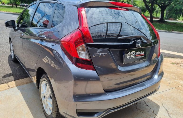 Honda Fit 1.5 LX 16v - Foto #7