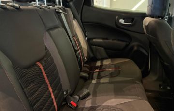 Fiat Toro 1.8 Freedom (Aut) - Foto #6