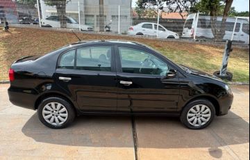 Volkswagen Polo Sedan 1.6 Mi 8v - Foto #4