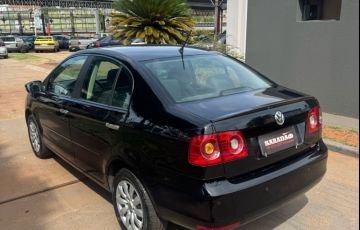 Volkswagen Polo Sedan 1.6 Mi 8v - Foto #8