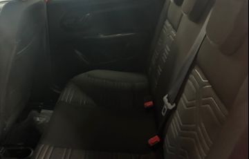 Fiat Strada 1.3 Cabine Dupla Freedom - Foto #2
