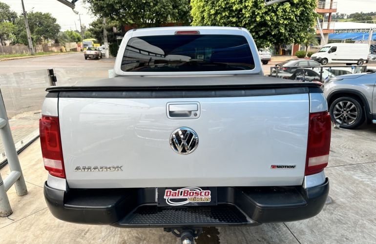 Volkswagen Amarok 2.0 CD Comfortline 4x4 (Aut) - Foto #5