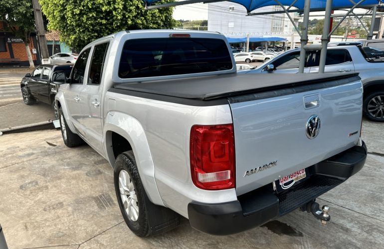 Volkswagen Amarok 2.0 CD Comfortline 4x4 (Aut) - Foto #6