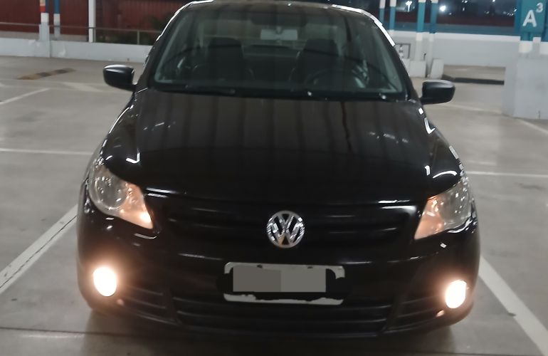 Volkswagen Voyage 1.0 Total Flex - Foto #1