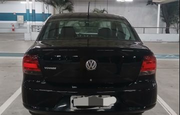 Volkswagen Voyage 1.0 Total Flex - Foto #4