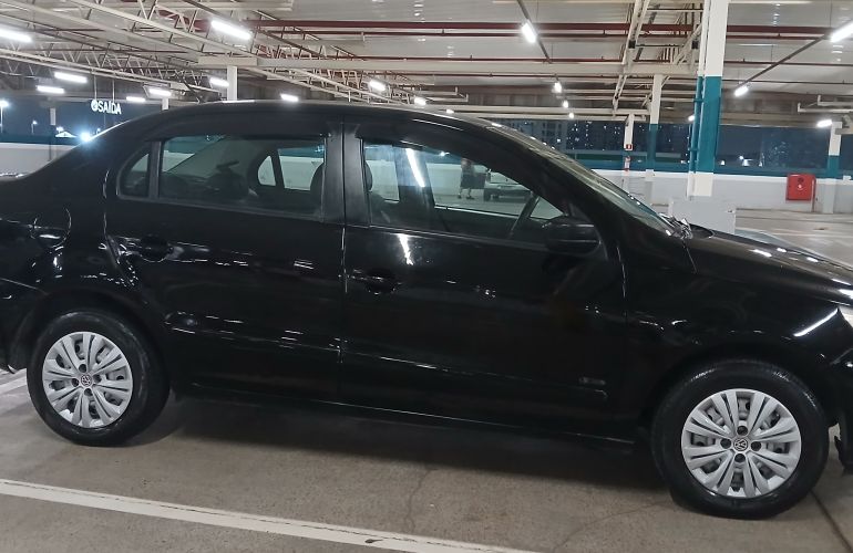 Volkswagen Voyage 1.0 Total Flex - Foto #7