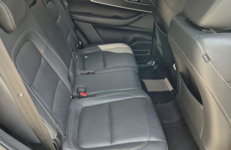 Chery Tiggo 8 1.6T GDI TXS DCT - Foto #6