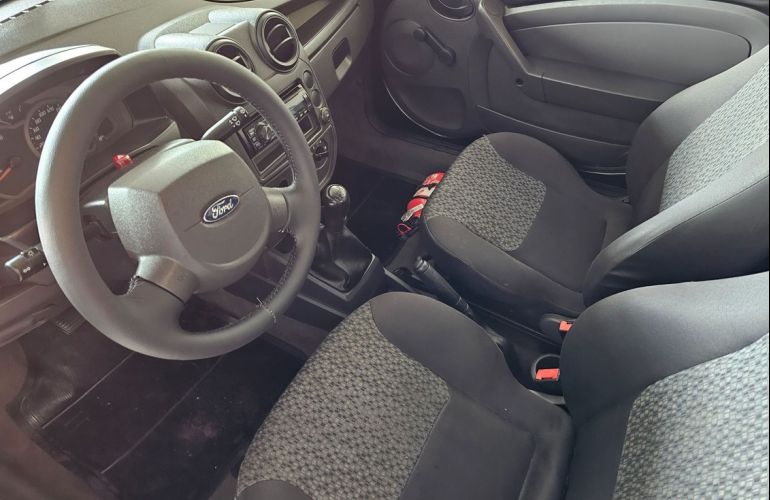Ford Ka 1.0 MPi 8v - Foto #4