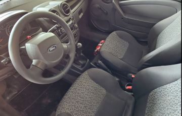Ford Ka 1.0 MPi 8v - Foto #4