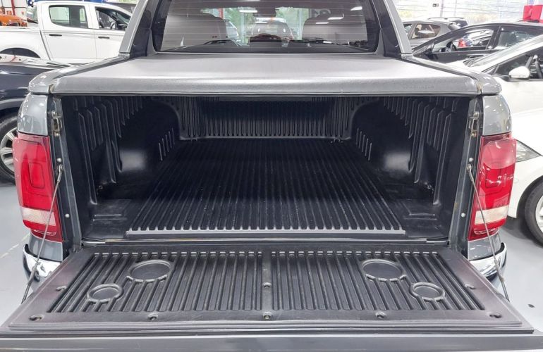 Volkswagen Amarok 3.0 V6 TDi Highline Extreme CD 4motion - Foto #7
