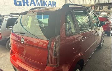 Fiat Idea Essence 1.6 16V E.TorQ (Flex) - Foto #5