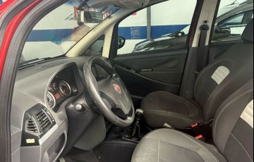 Fiat Idea Essence 1.6 16V E.TorQ (Flex) - Foto #6