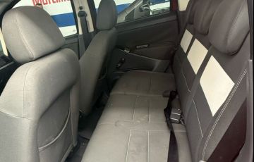 Fiat Idea Essence 1.6 16V E.TorQ (Flex) - Foto #7
