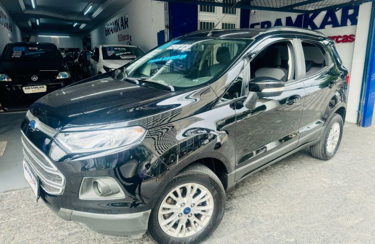 Ford Ecosport SE 2.0 16V Powershift (Flex) - Foto #2