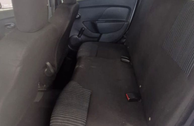 Renault Logan 1.0 Life - Foto #7