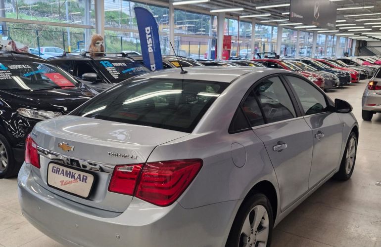 Chevrolet Cruze LT 1.8 16V Ecotec (Flex) - Foto #4
