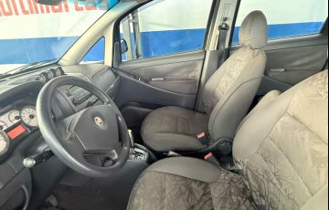 Fiat Idea Adventure 1.8 Dualogic (Flex) - Foto #8