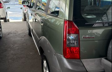 Fiat Idea Adventure 1.8 Dualogic (Flex) - Foto #10
