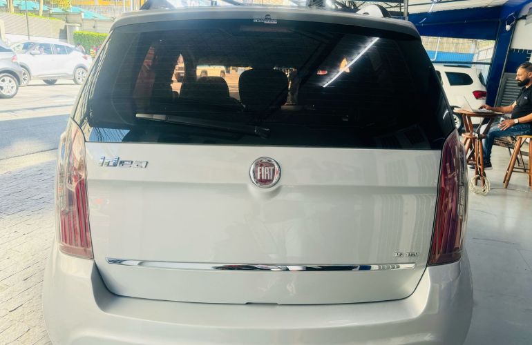 Fiat Idea Essence 1.6 16V E.TorQ (Flex) - Foto #10