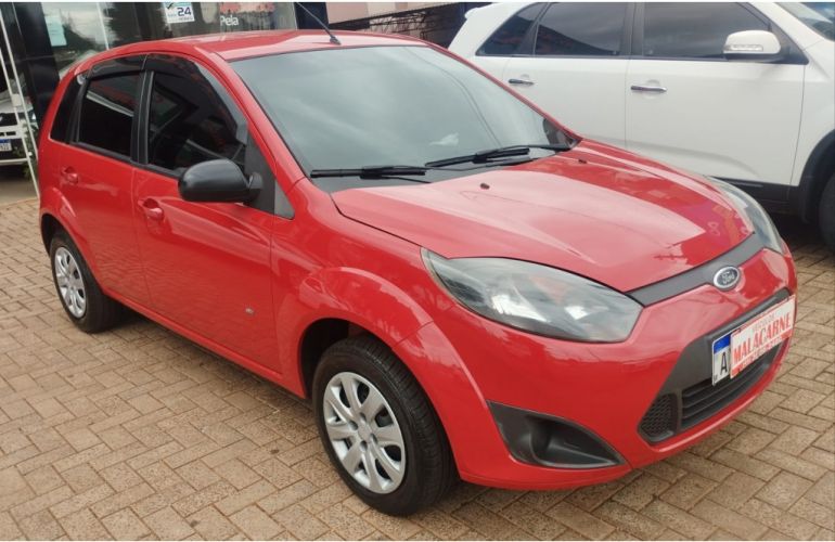 Ford Fiesta Hatch 1.0 - Foto #1