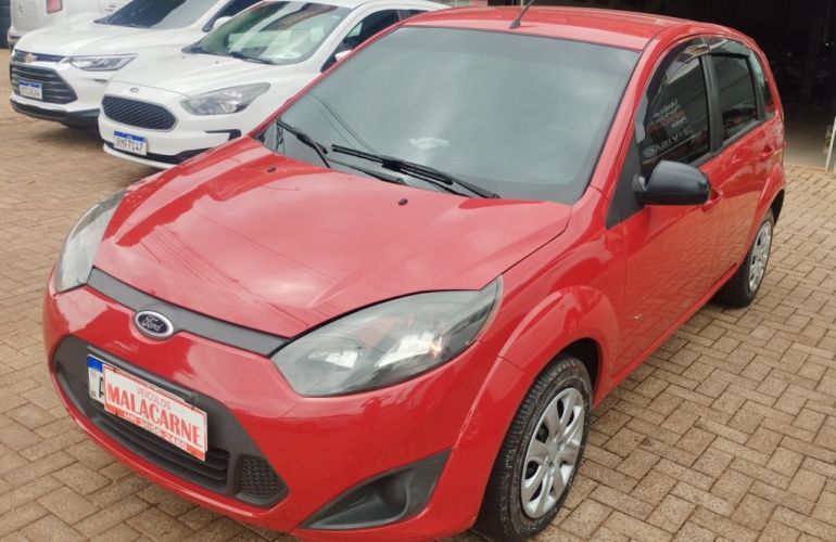 Ford Fiesta Hatch 1.0 - Foto #10