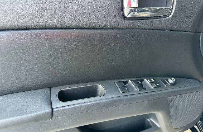 Nissan Sentra 2.0 16V (flex) - Foto #4