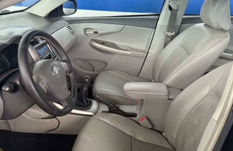 Toyota Corolla Sedan XEi 1.8 16V (flex) - Foto #8