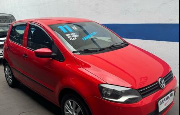 Volkswagen Fox 1.0 8V (Flex) 4p - Foto #2