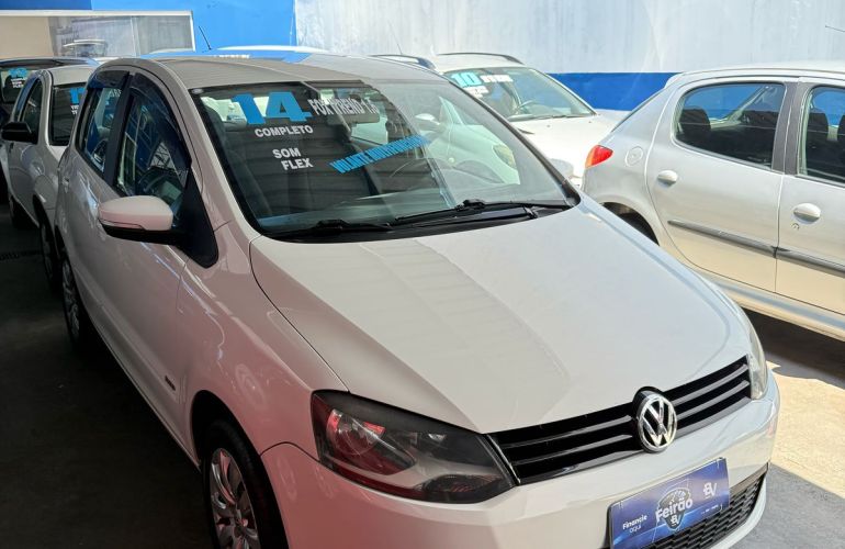 Volkswagen Fox 1.6 VHT I-Motion (Flex) - Foto #2