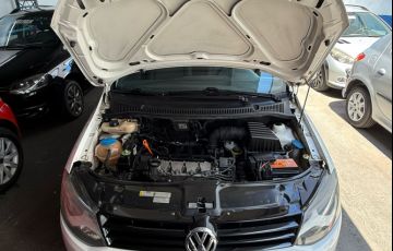 Volkswagen Fox 1.6 VHT I-Motion (Flex) - Foto #9