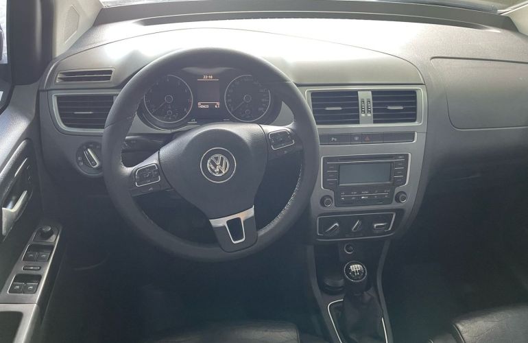Volkswagen Fox 1.0 MPi Comfortline 12v Flex 4p Manual - Foto #7