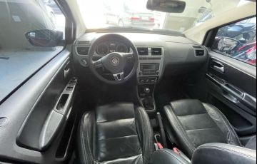 Volkswagen Fox 1.0 MPi Comfortline 12v Flex 4p Manual - Foto #9