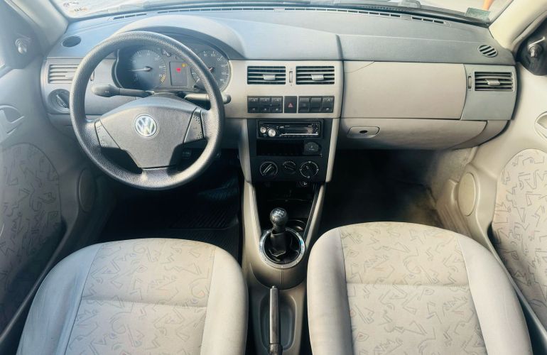 Volkswagen Gol 1.0 MI 16V (G3) - Foto #4