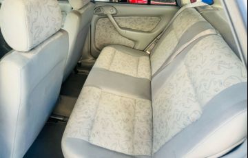 Volkswagen Gol 1.0 MI 16V (G3) - Foto #5