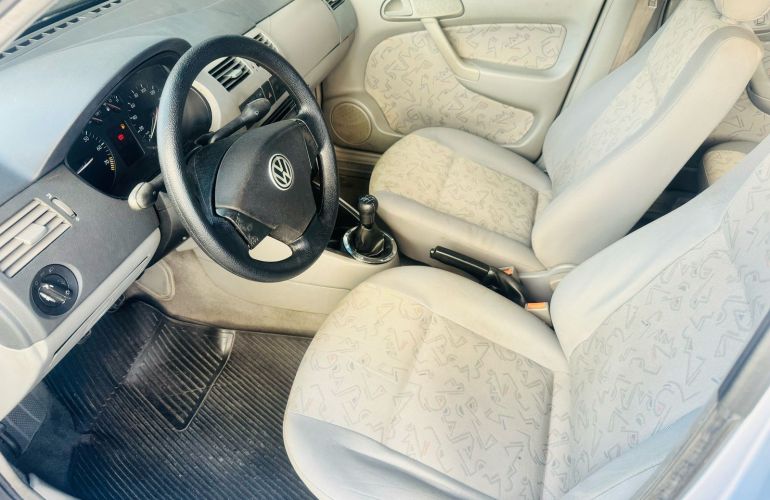 Volkswagen Gol 1.0 MI 16V (G3) - Foto #6
