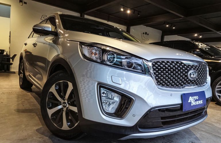 Kia Sorento 3.3 V6 EX 7l - Foto #2