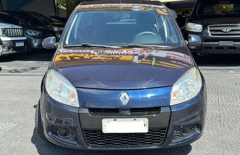 Renault Sandero 1.0 Expression 16v - Foto #2