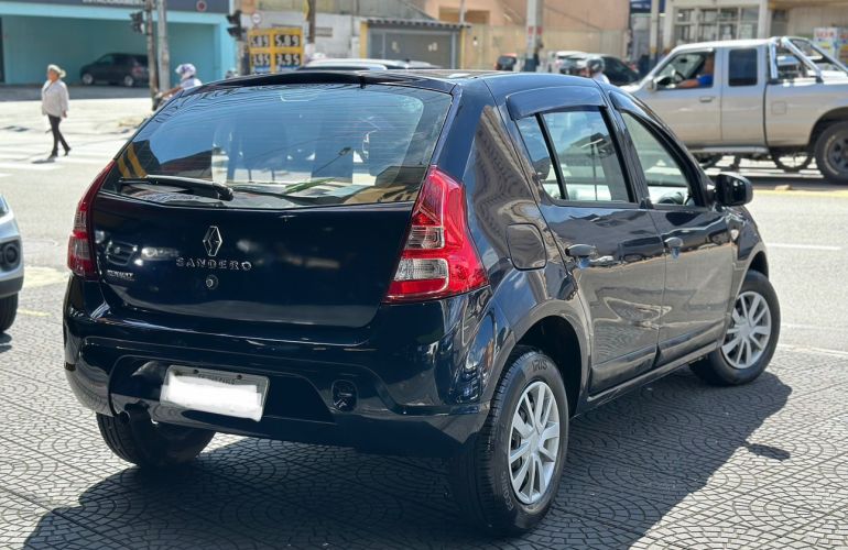 Renault Sandero 1.0 Expression 16v - Foto #4