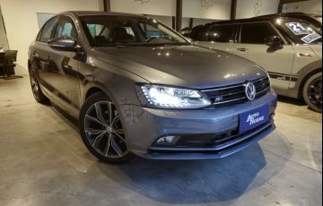 Volkswagen Jetta 2.0 TSi Highline 211cv