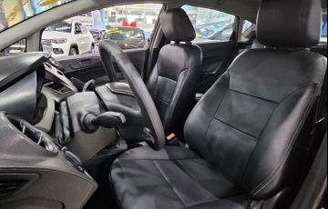 Ford Fiesta 1.5 S Hatch 16v - Foto #2