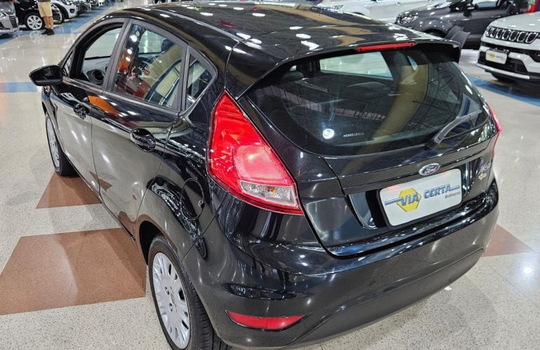 Ford Fiesta 1.5 S Hatch 16v - Foto #6