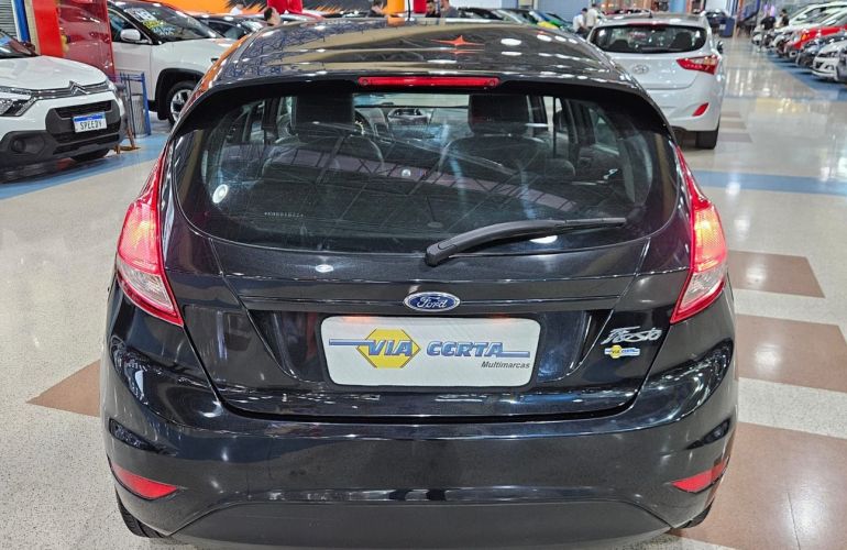Ford Fiesta 1.5 S Hatch 16v - Foto #9