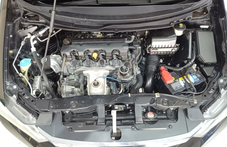 Honda Civic 1.8 Exs 16v - Foto #10