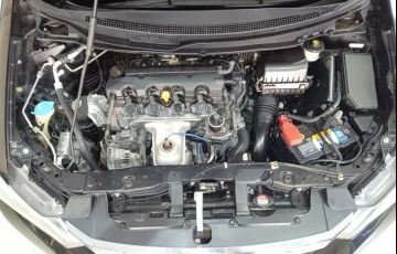 Honda Civic 1.8 Exs 16v - Foto #10